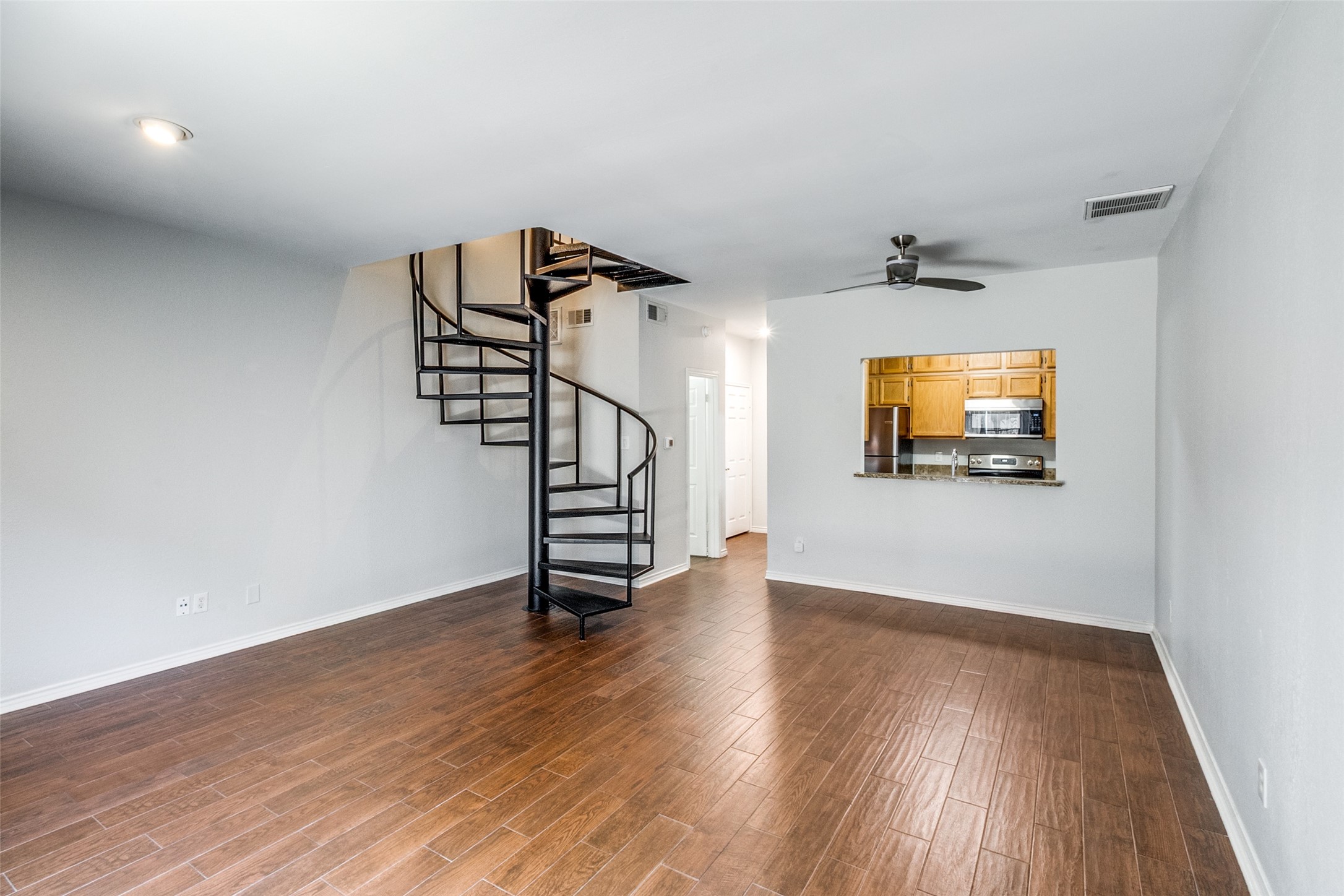 5701 Gaston Avenue Dallas TX 75214