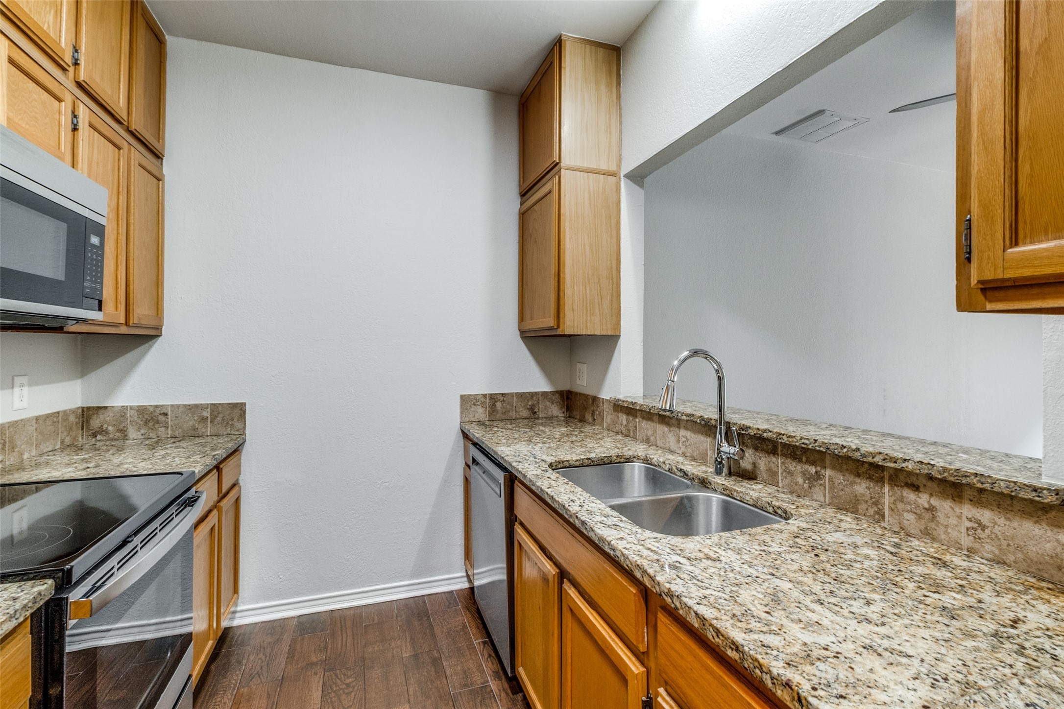 5701 Gaston Avenue Dallas TX 75214