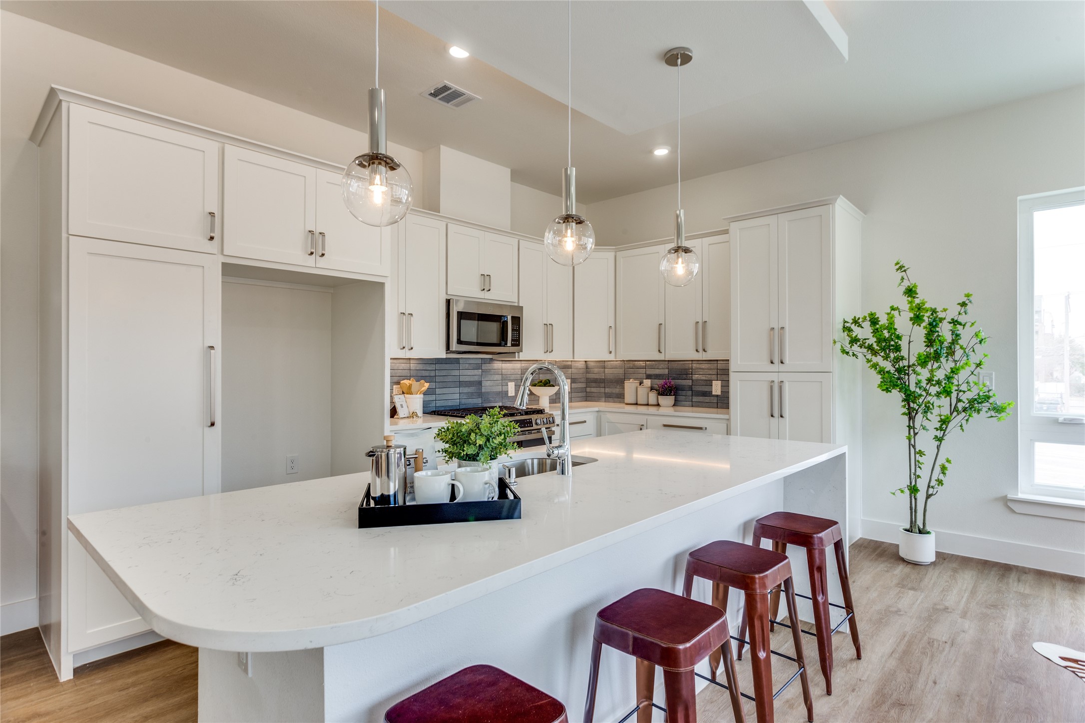 337 College Avenue Fort Worth TX 76104