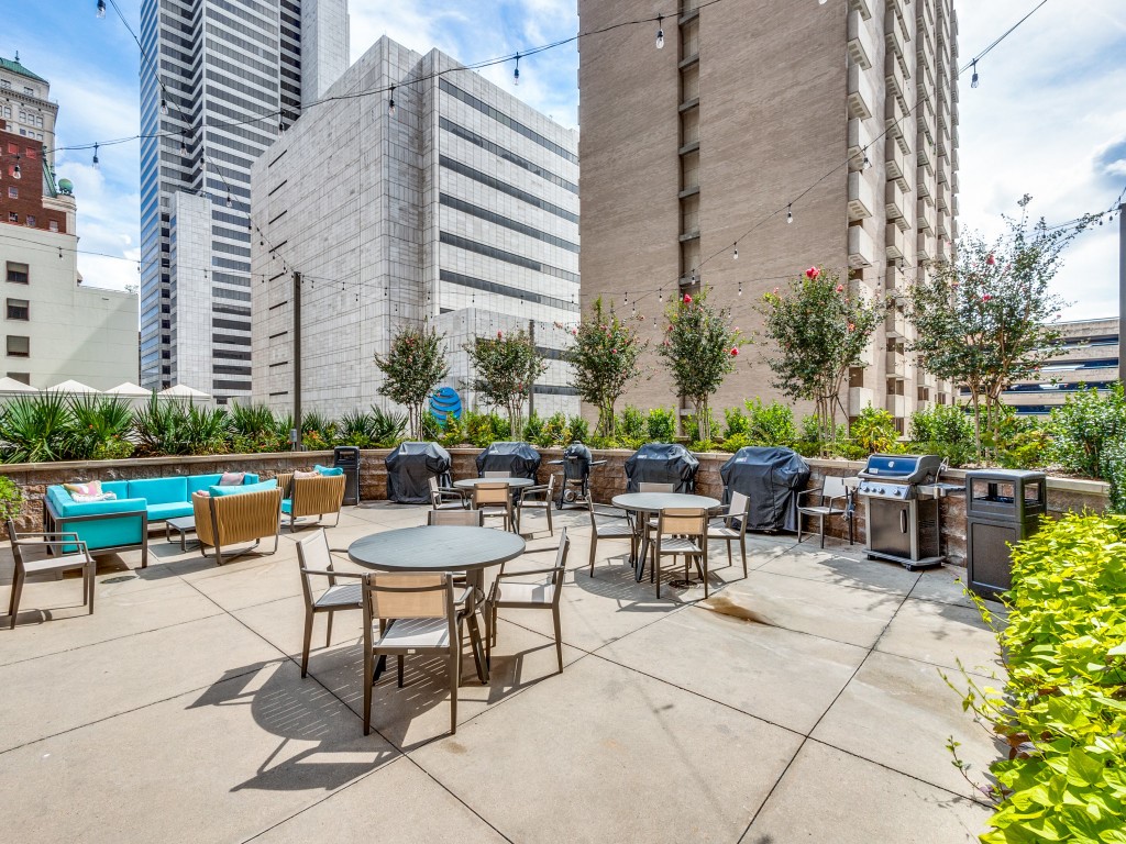 1200 Main Street Dallas TX 75202