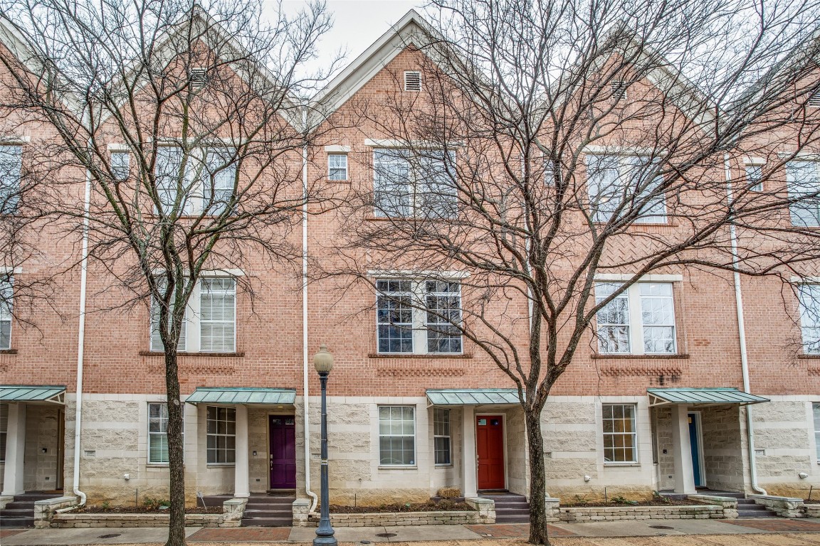 2327 Worthington Street Dallas TX 75204