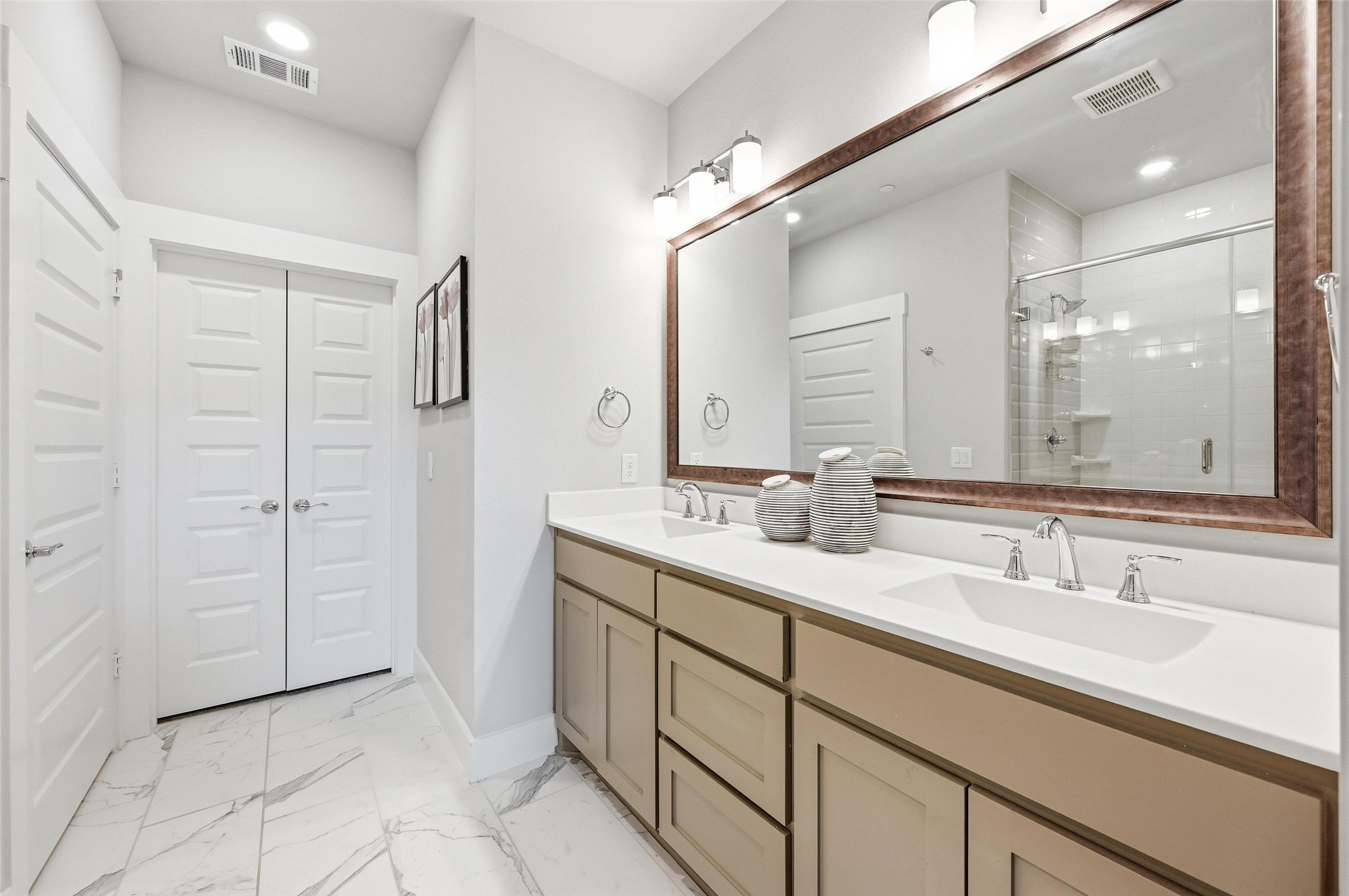 7236 Calistoga Lane Grand Prairie TX 75054