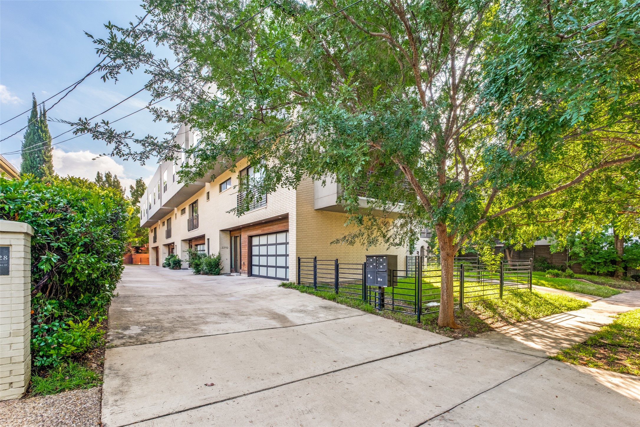 3336 Anchor Court Dallas TX 75219