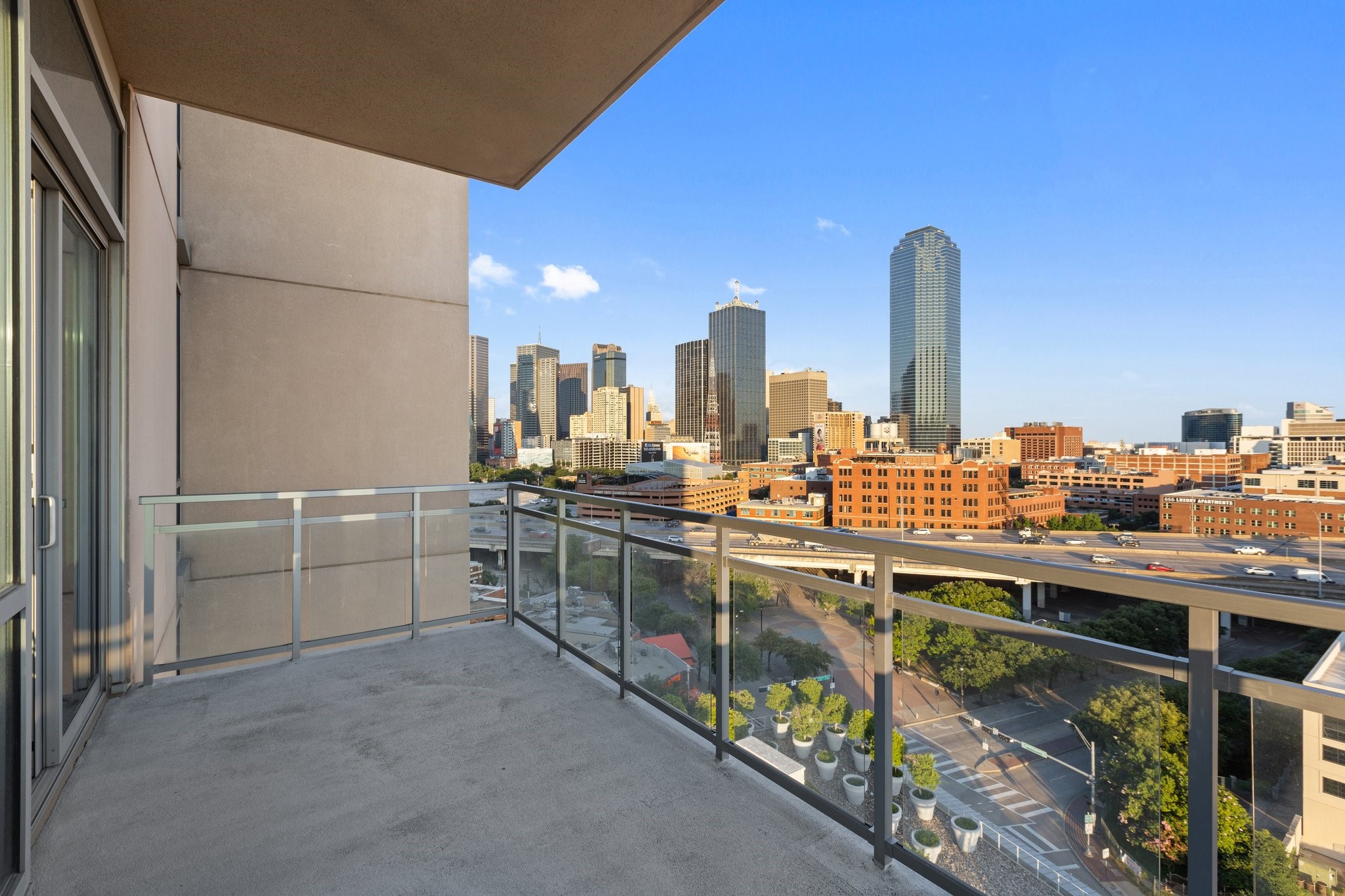 2200 Victory Avenue Dallas TX 75219