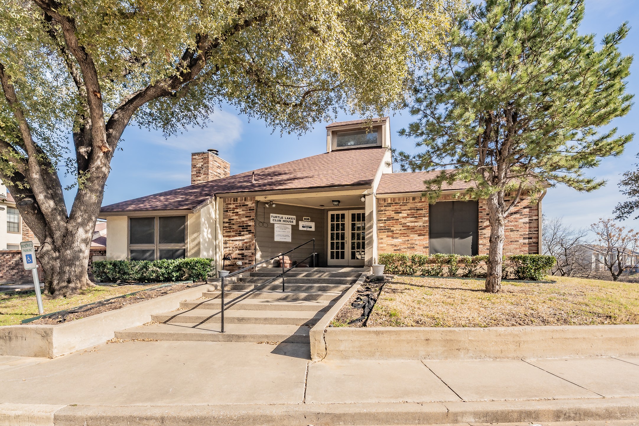 941 Turtle Cove Irving TX 75060