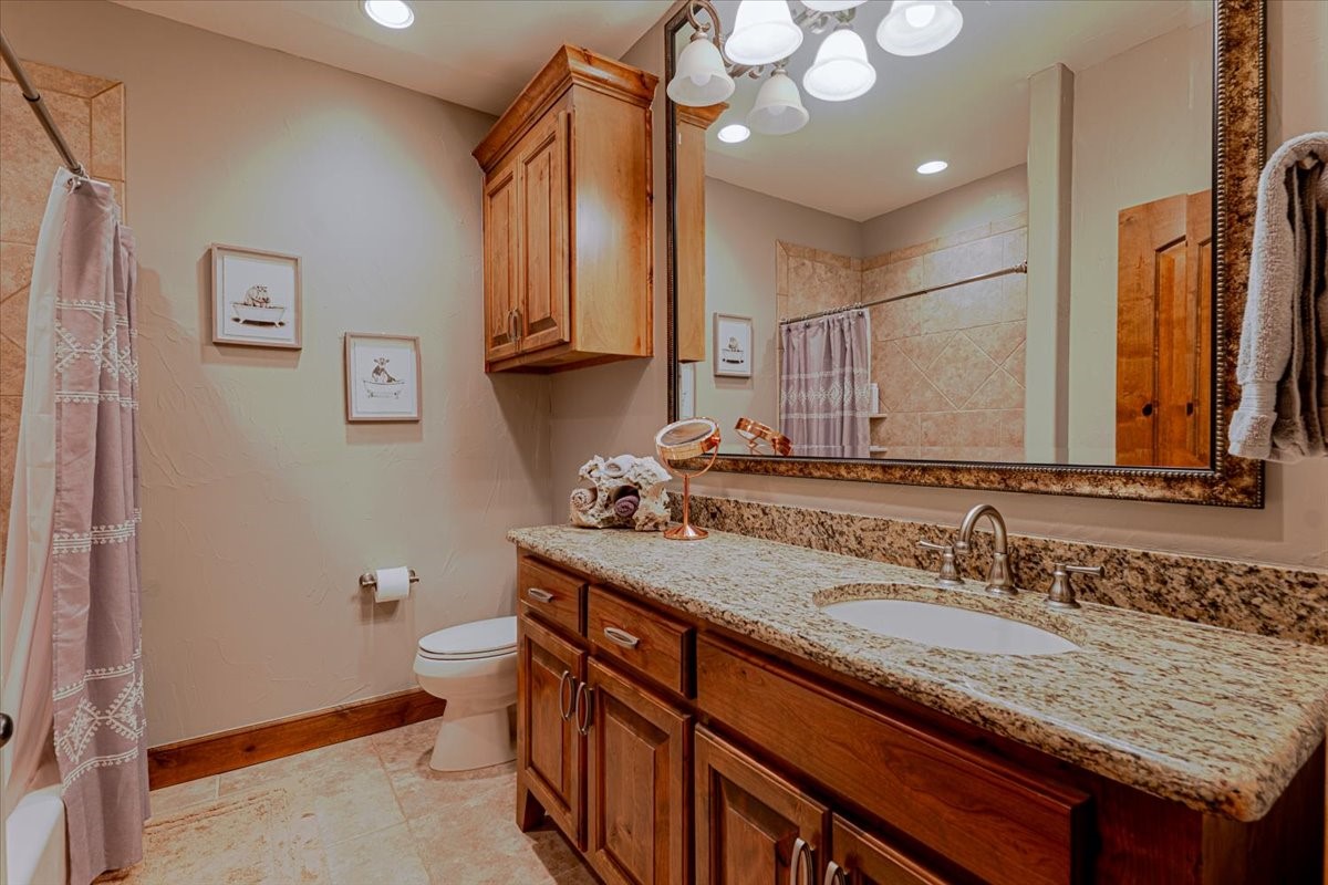 2033 Harbor Way Graford TX 76449