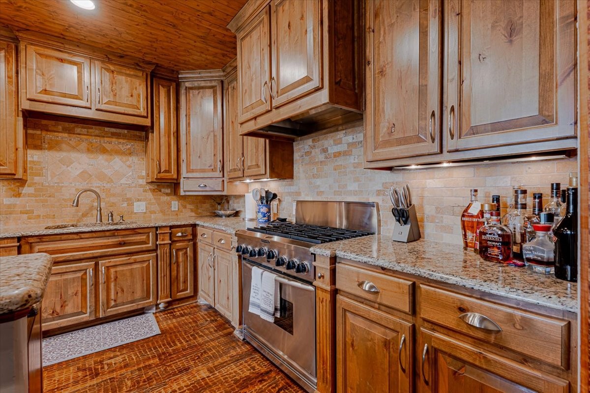 2033 Harbor Way Graford TX 76449