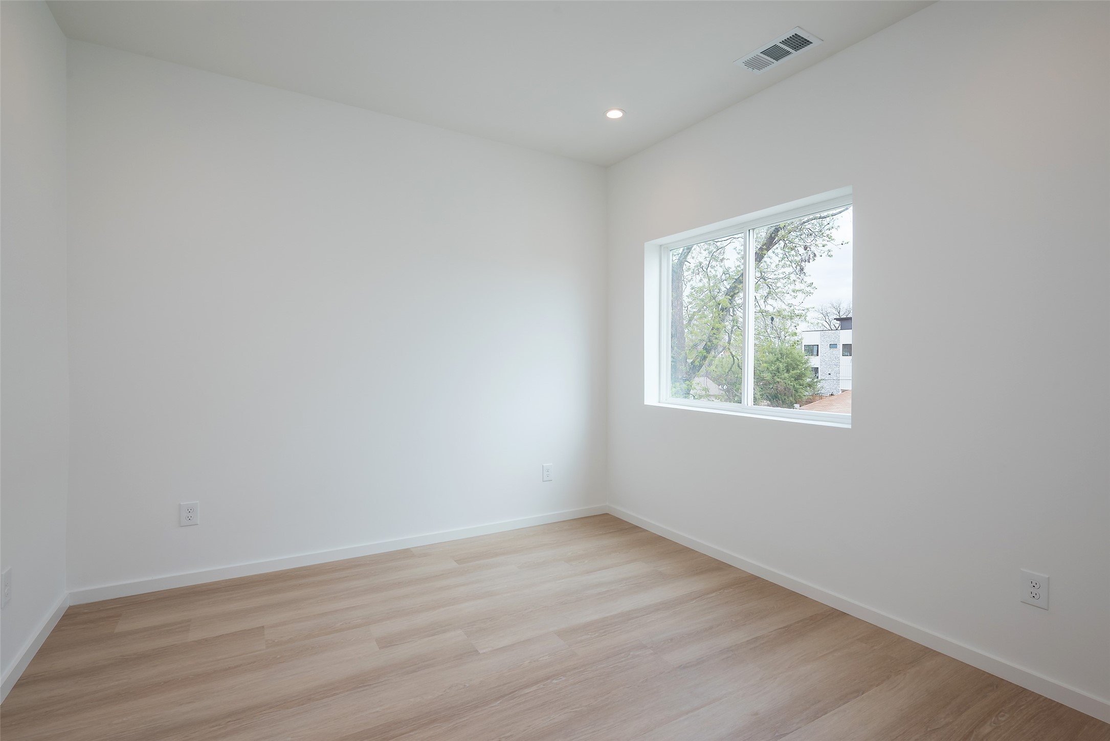 2213 Aarhus Way Dallas TX 75204