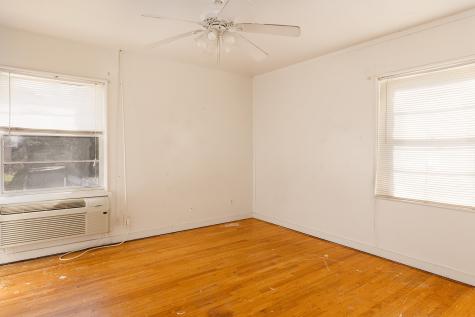 104 E Fifth Street Brady TX 76825