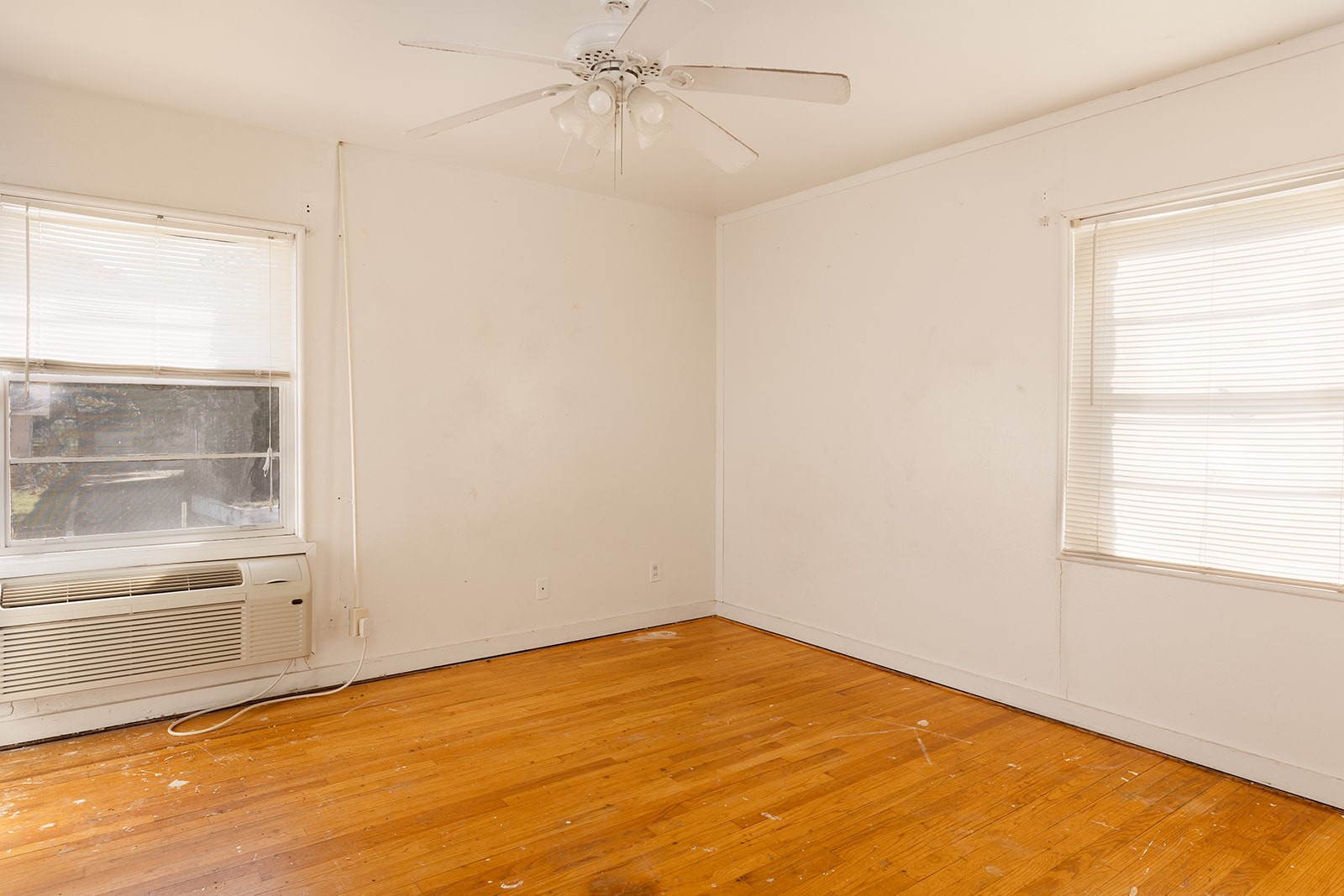 104 E Fifth Street Brady TX 76825