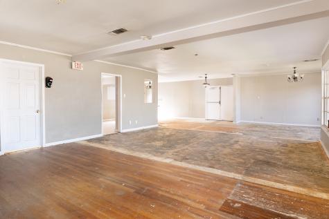 104 E Fifth Street Brady TX 76825