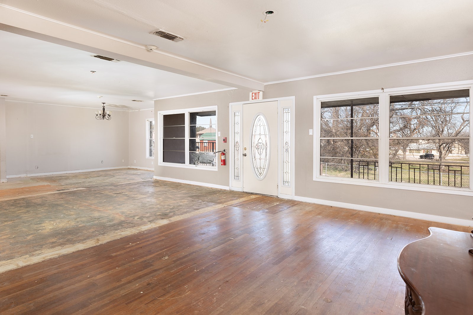 104 E Fifth Street Brady TX 76825