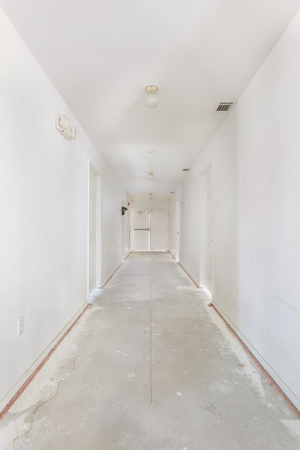 104 E Fifth Street Brady TX 76825