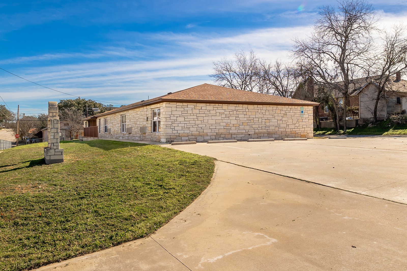 104 E Fifth Street Brady TX 76825