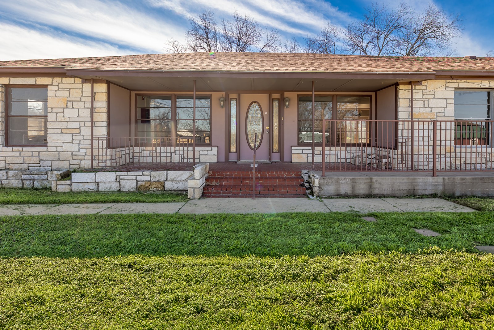 104 E Fifth Street Brady TX 76825