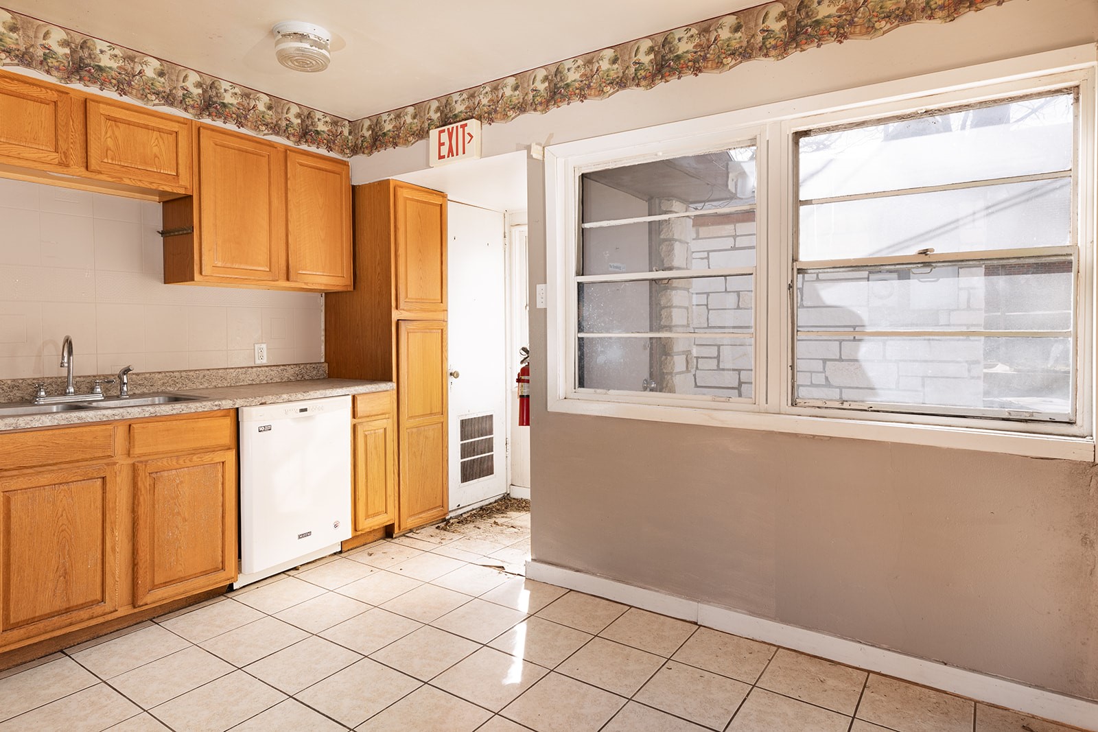 104 E Fifth Street Brady TX 76825