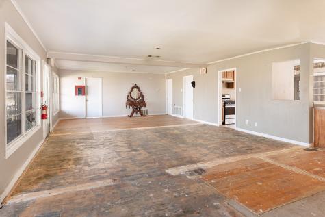 104 E Fifth Street Brady TX 76825