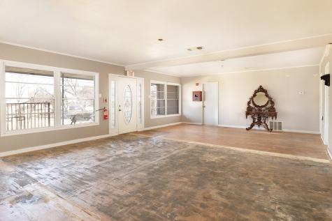 104 E Fifth Street Brady TX 76825