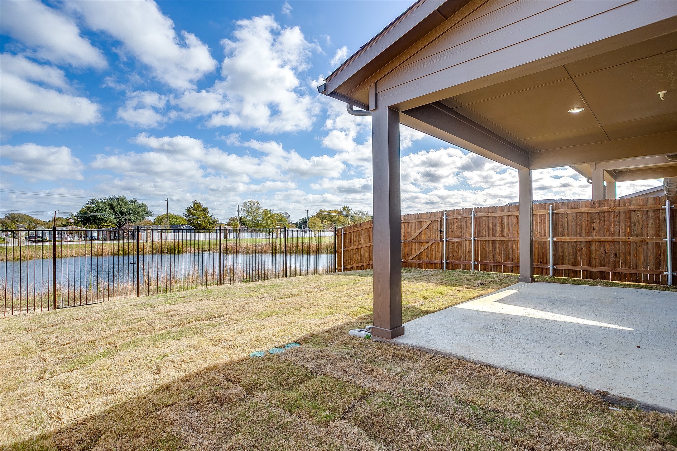 1550 Homeplace Circle Mansfield TX 76063