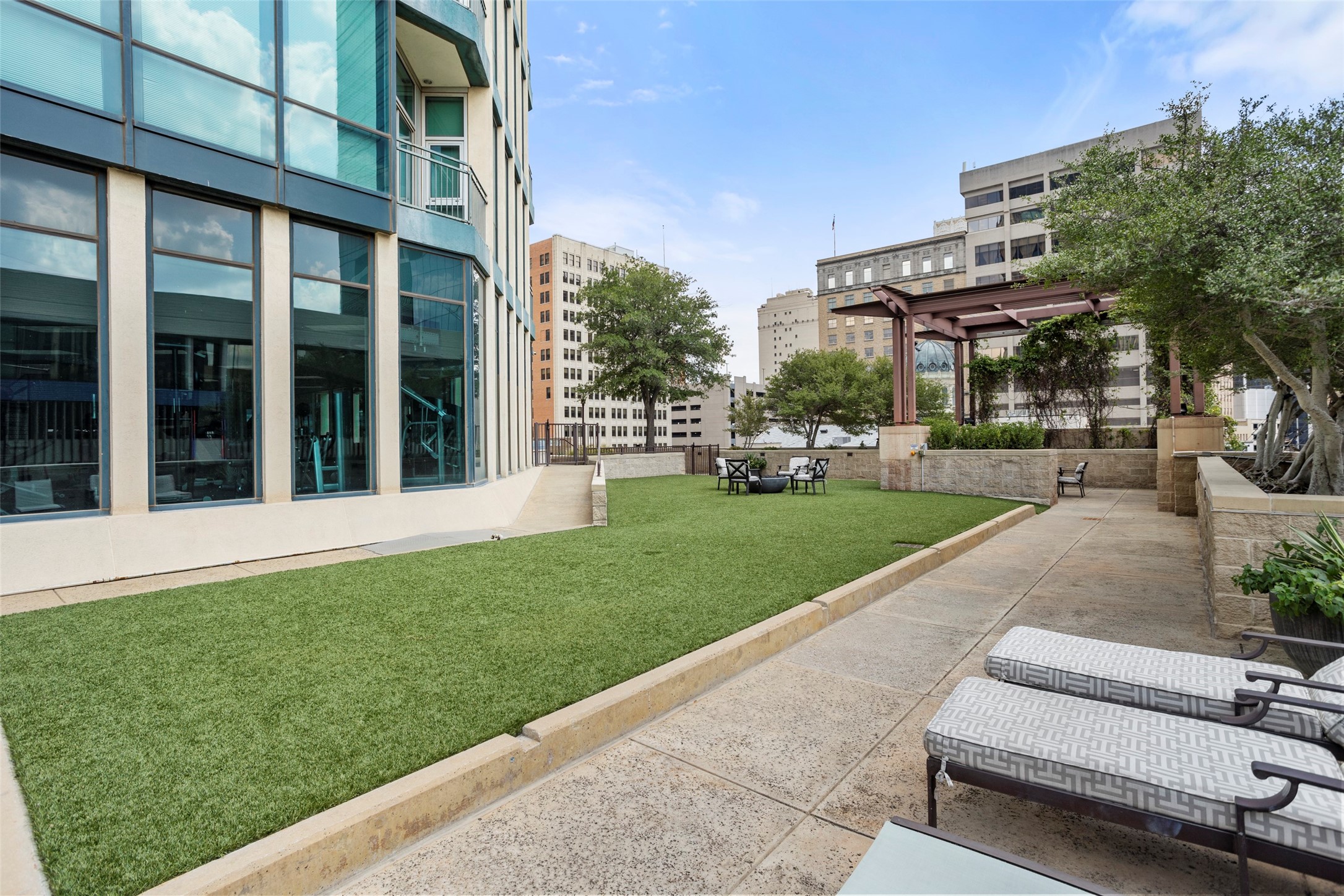 500 Throckmorton Street Fort Worth TX 76102