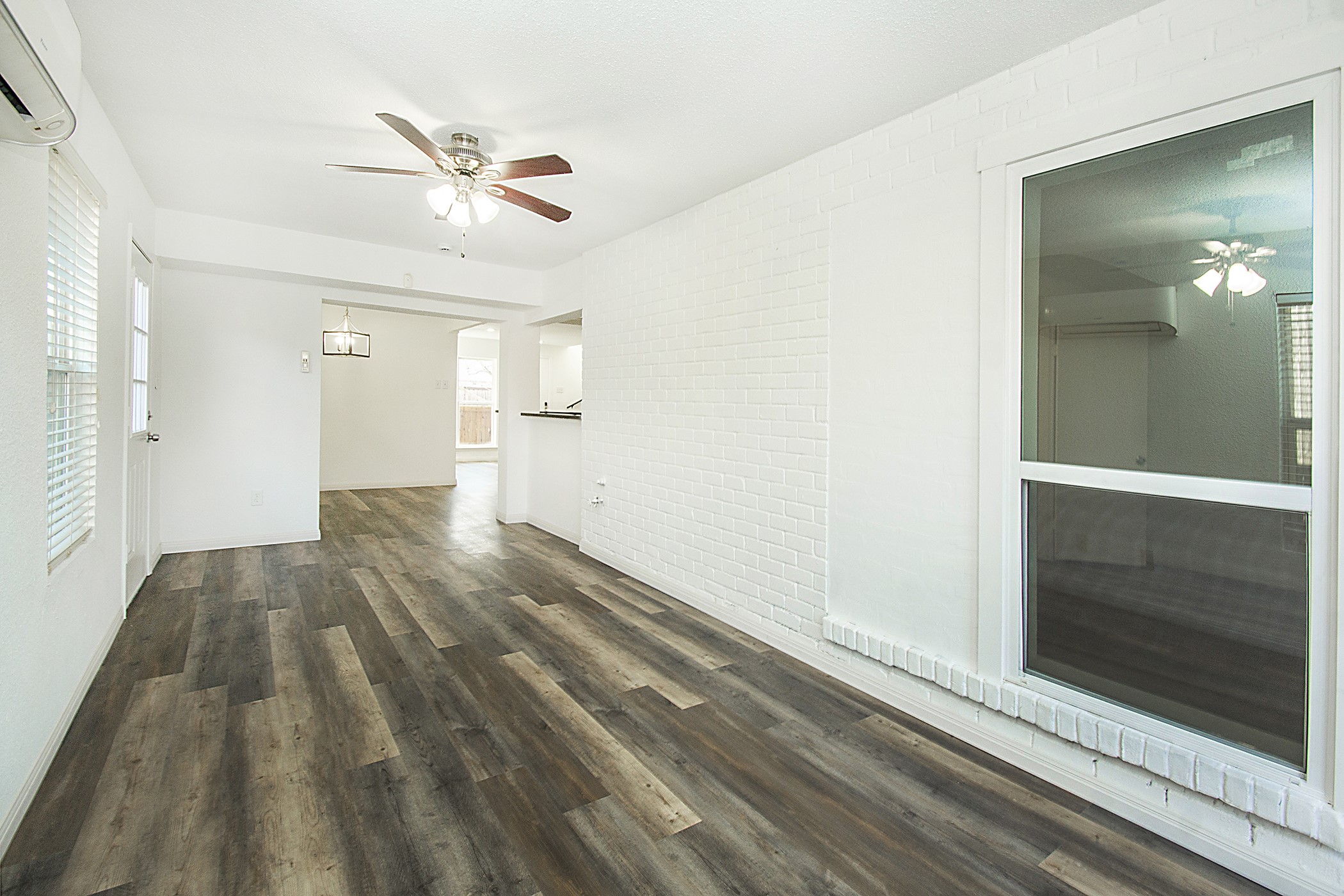 2611 Via Cordova Carrollton TX 75006