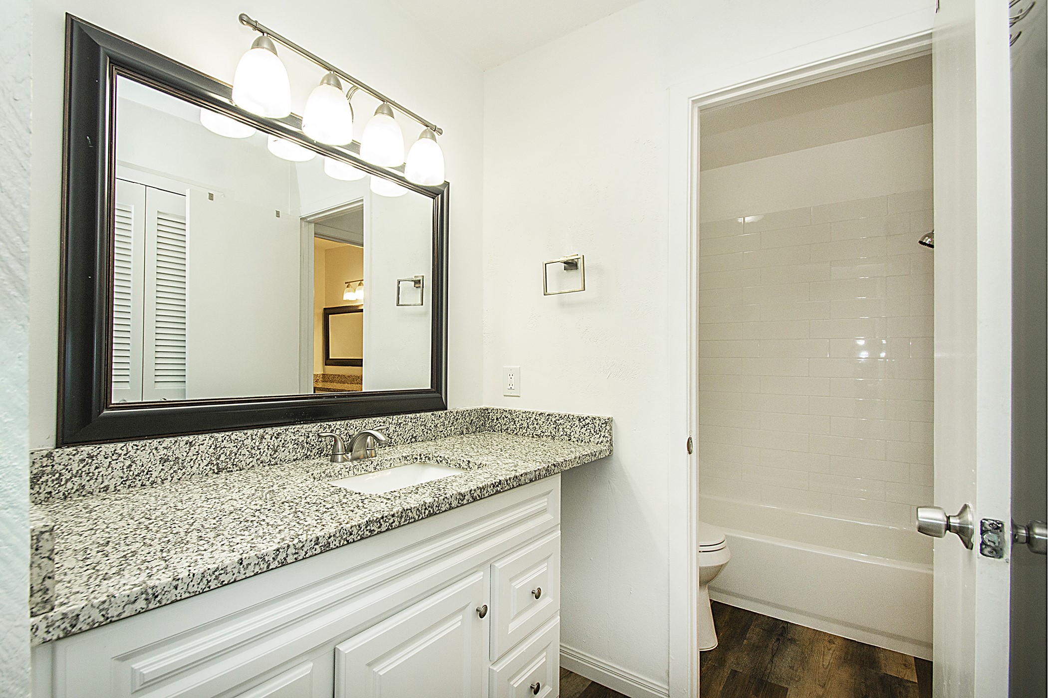 2611 Via Cordova Carrollton TX 75006