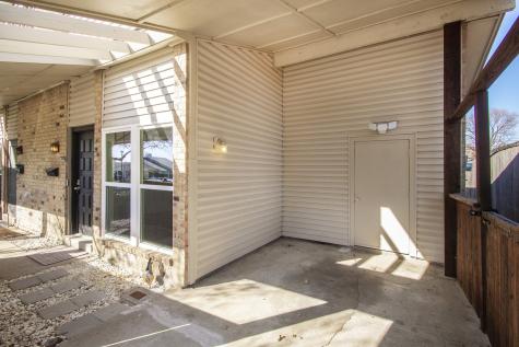 2611 Via Cordova Carrollton TX 75006