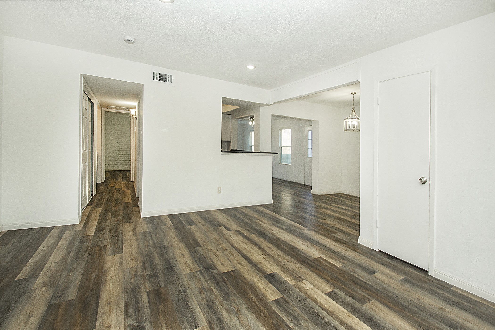2611 Via Cordova Carrollton TX 75006