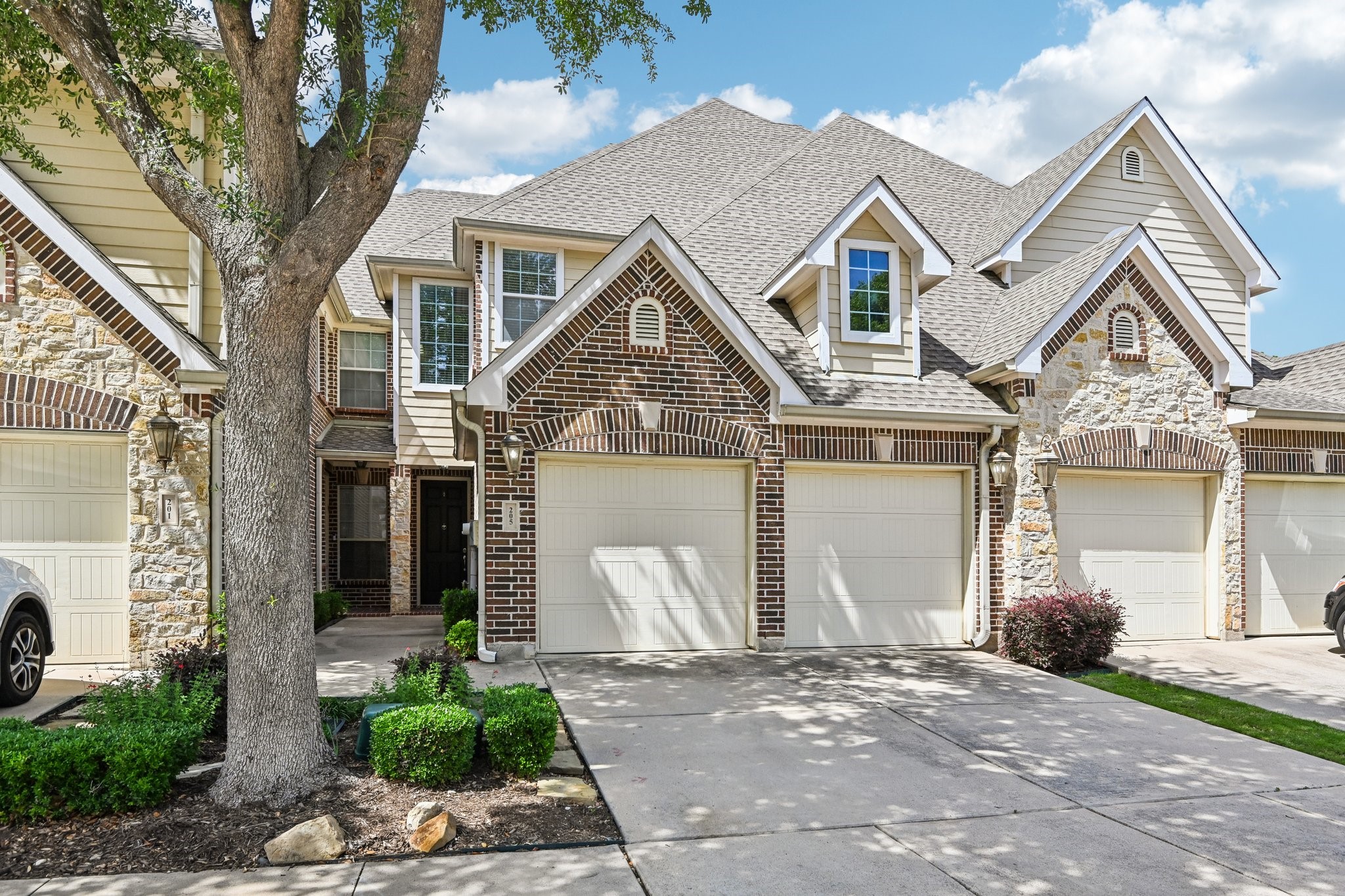 205 Milan Street Lewisville TX 75067
