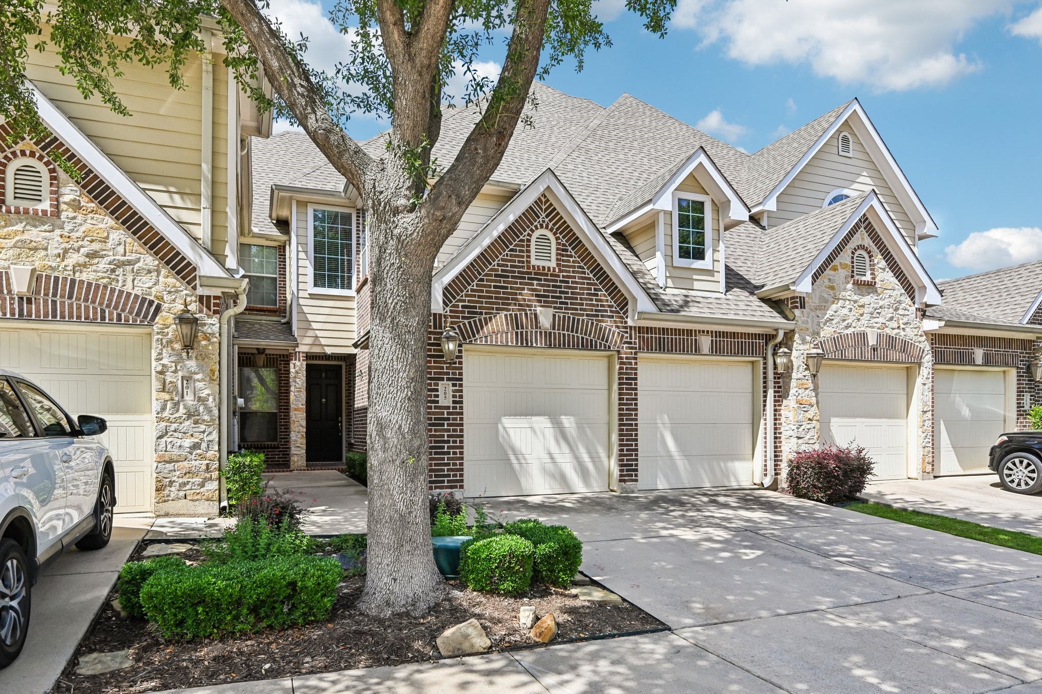 205 Milan Street Lewisville TX 75067