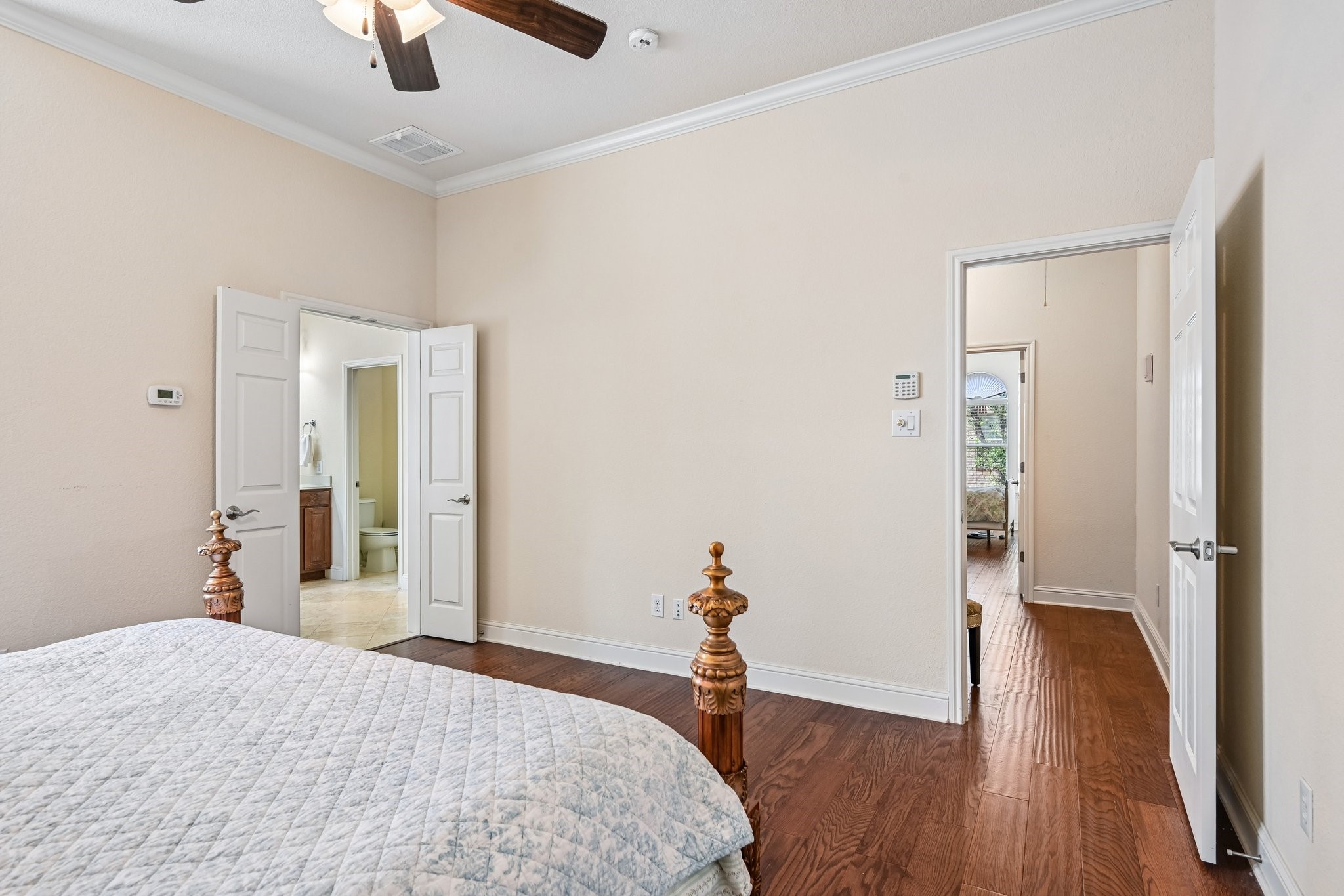 205 Milan Street Lewisville TX 75067