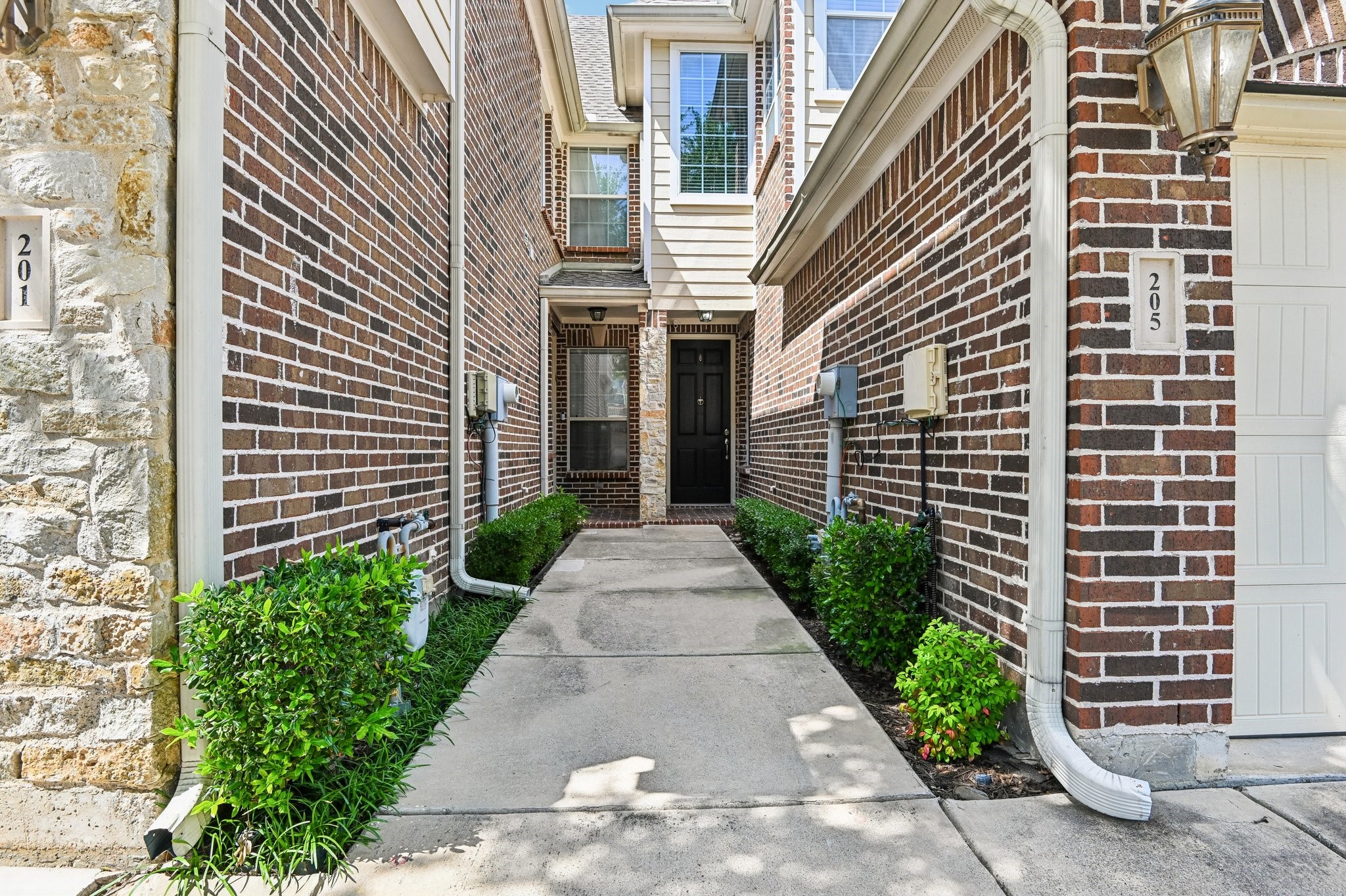 205 Milan Street Lewisville TX 75067