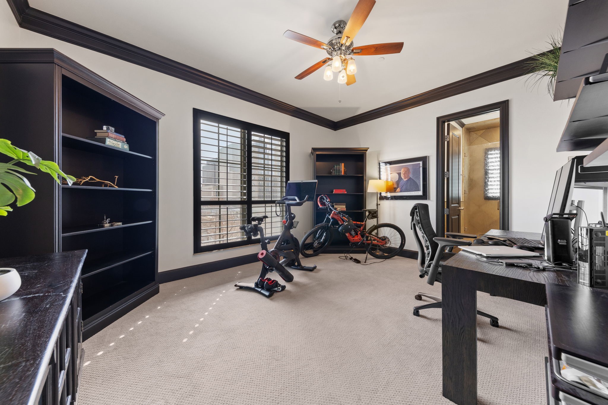 2300 Leonard Street Dallas TX 75201