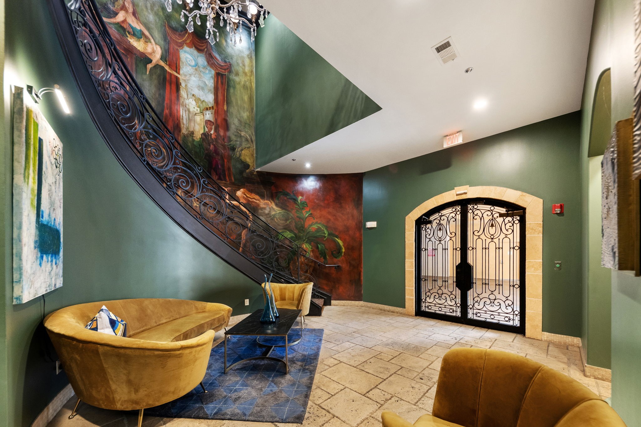2300 Leonard Street Dallas TX 75201