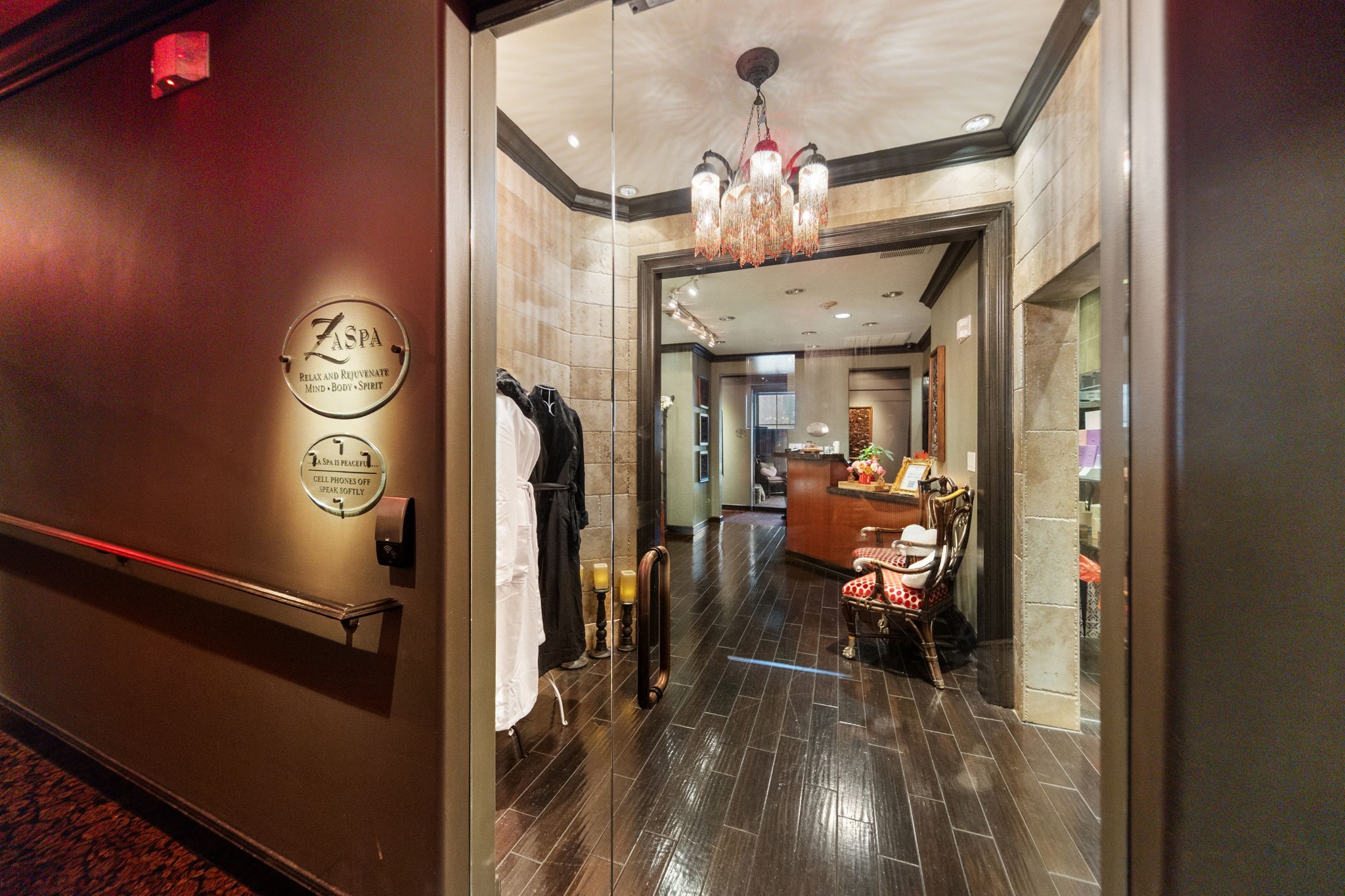 2300 Leonard Street Dallas TX 75201
