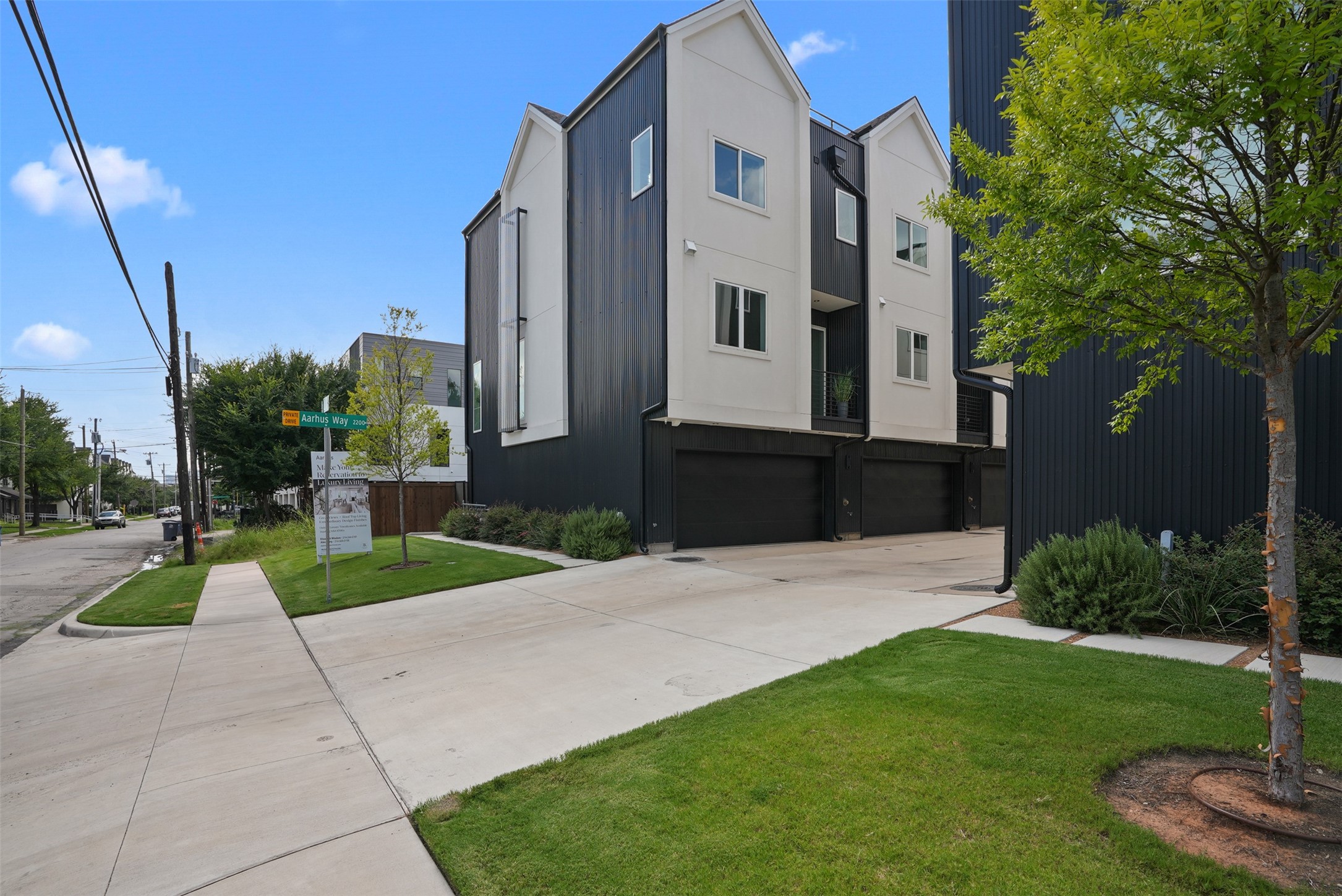 2244 Aarhus Way Dallas TX 75204