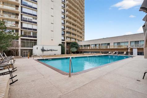 6211 Northwest Highway Dallas TX 75225