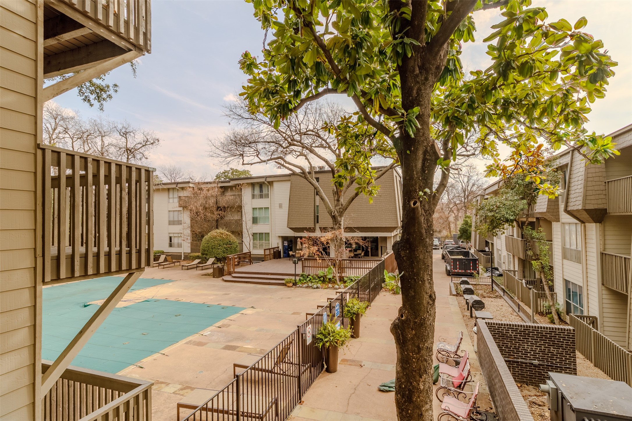 4859 Cedar Springs Road Dallas TX 75219