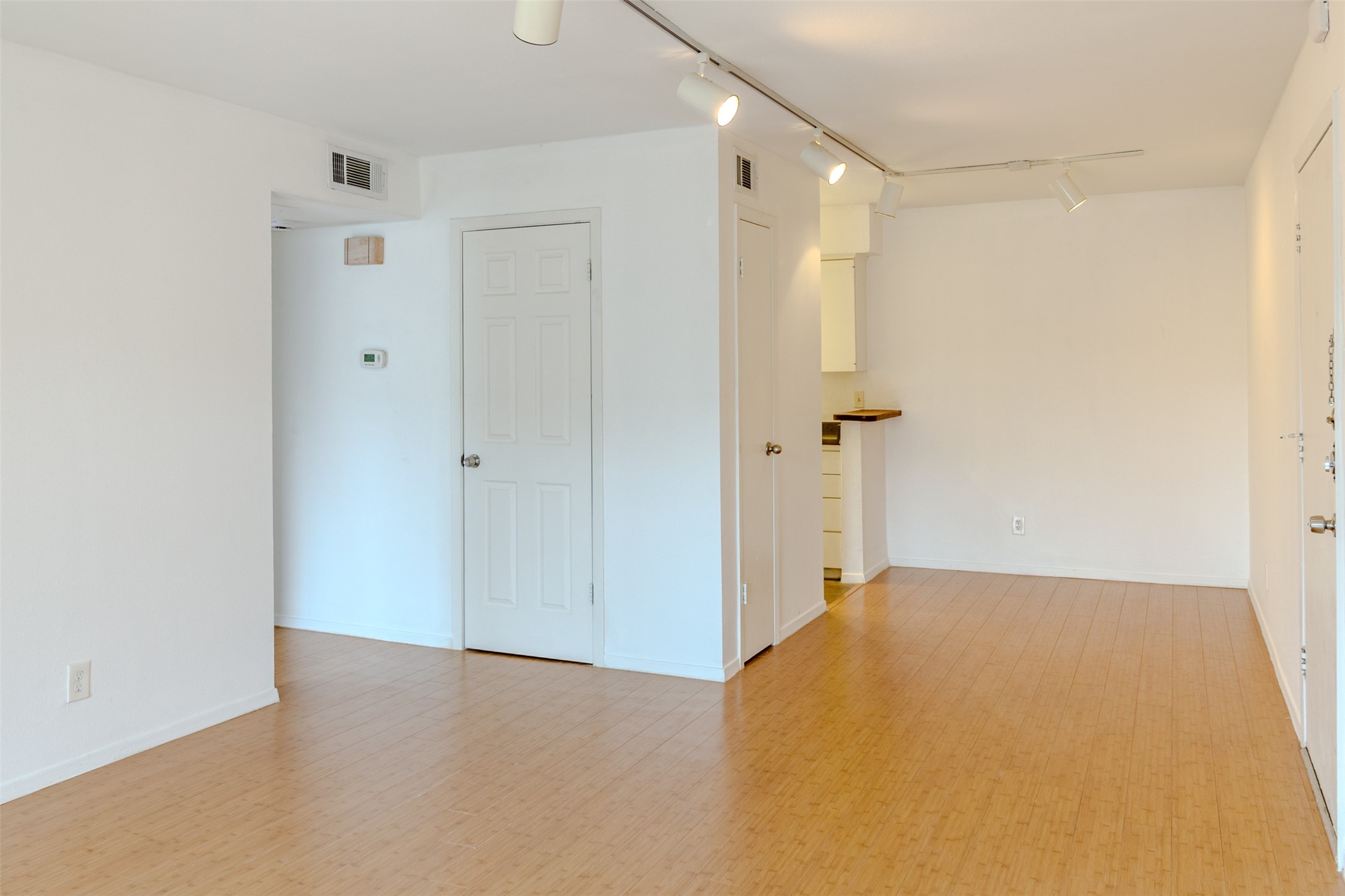 4859 Cedar Springs Road Dallas TX 75219