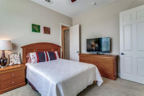 1132 Hemingway Lane Irving TX 75063