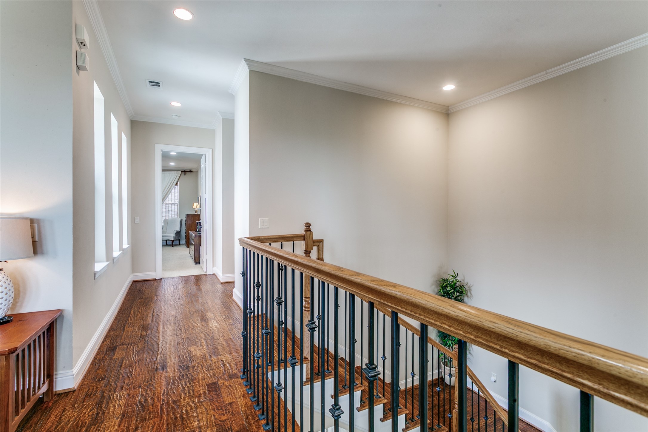 1132 Hemingway Lane Irving TX 75063