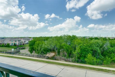 1132 Hemingway Lane Irving TX 75063