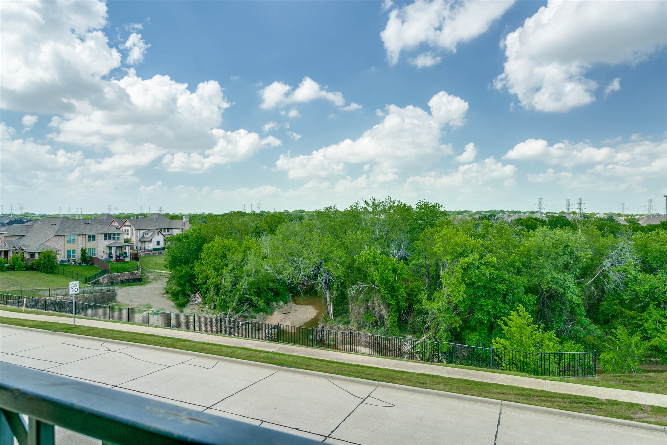 1132 Hemingway Lane Irving TX 75063