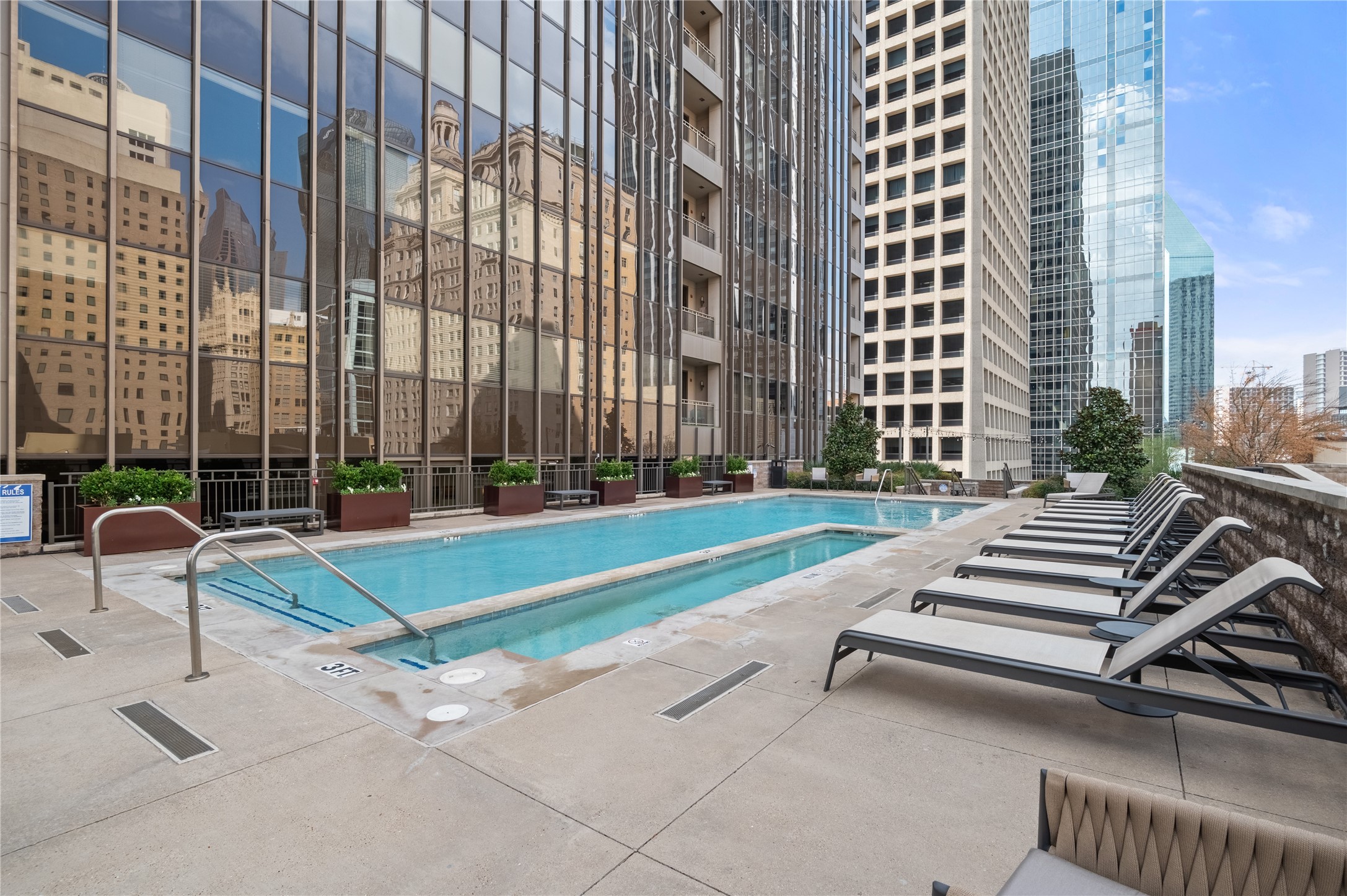 1200 Main Street Dallas TX 75202