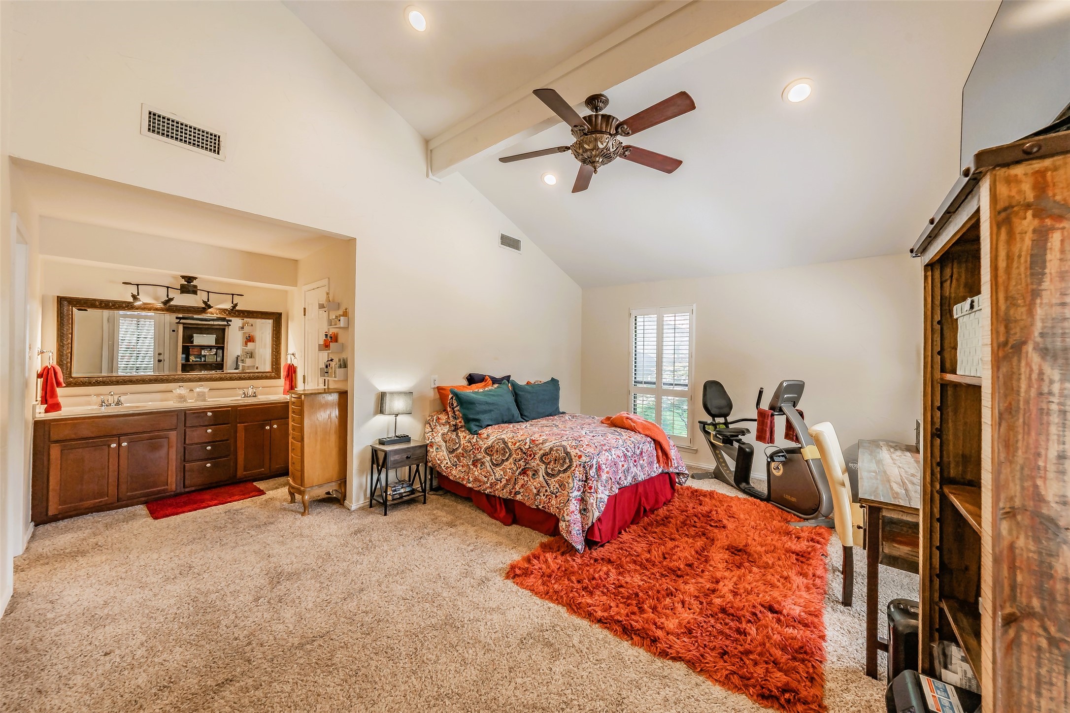 5912 Meadow Wood Lane Fort Worth TX 76112
