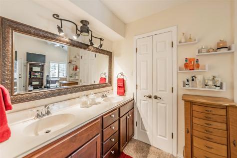 5912 Meadow Wood Lane Fort Worth TX 76112