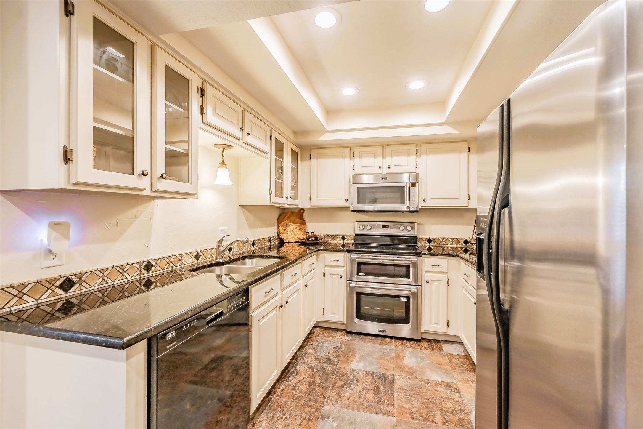 5912 Meadow Wood Lane Fort Worth TX 76112