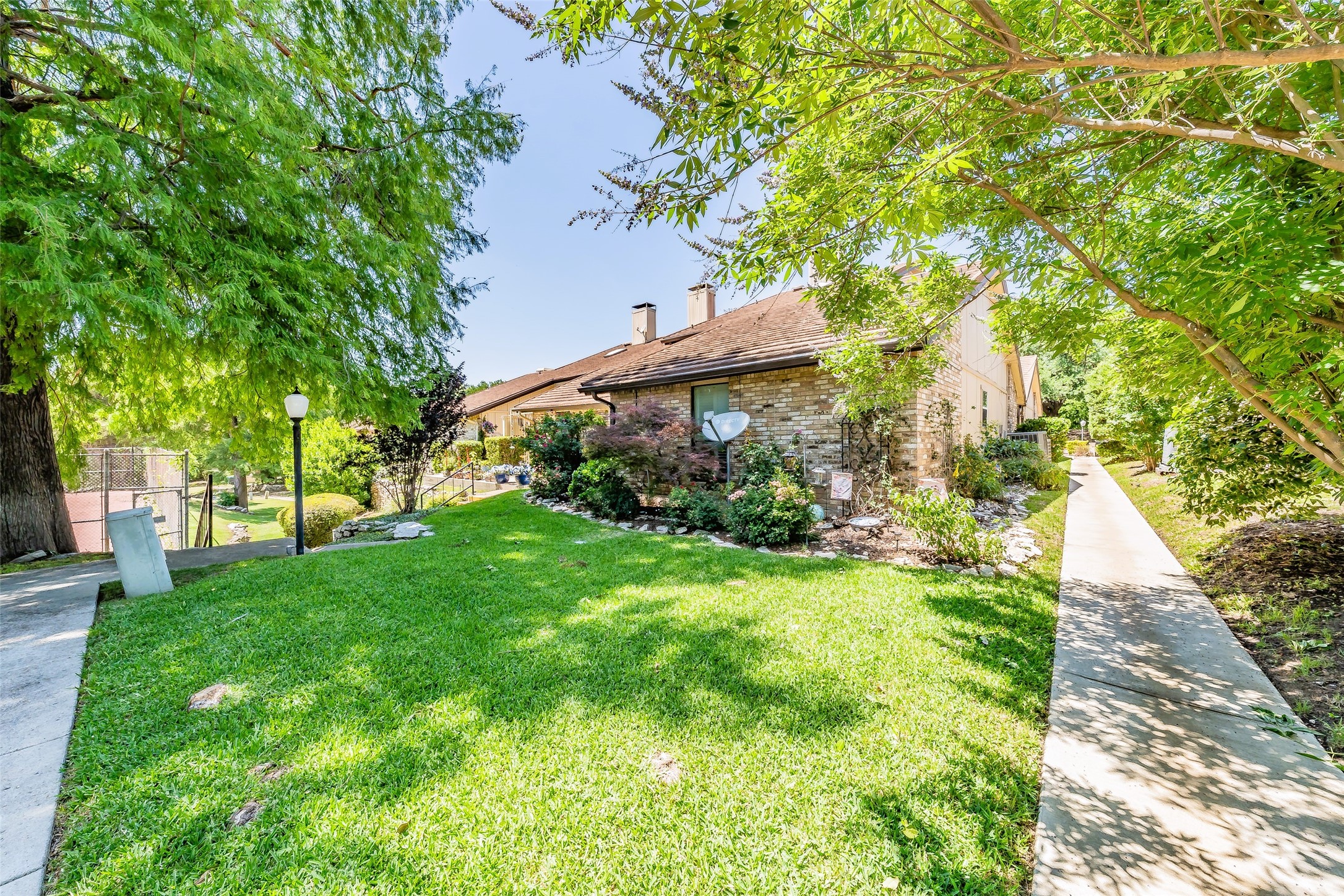 5912 Meadow Wood Lane Fort Worth TX 76112