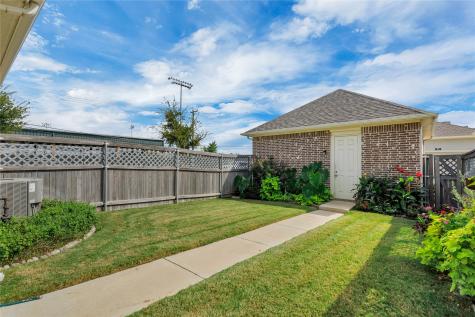 8886 Ice House Drive North Richland Hills TX 76180