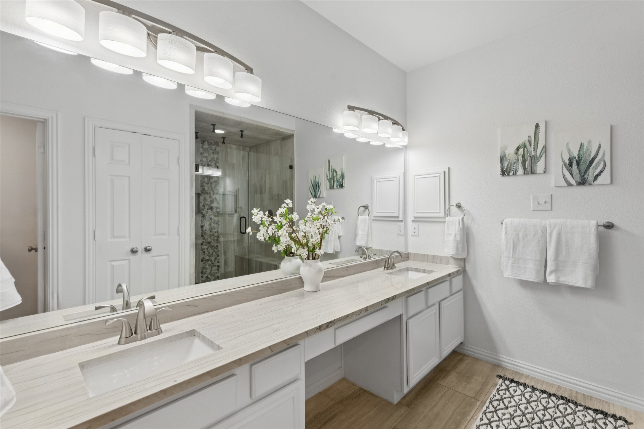 3103 Hedgerow Drive Dallas TX 75235